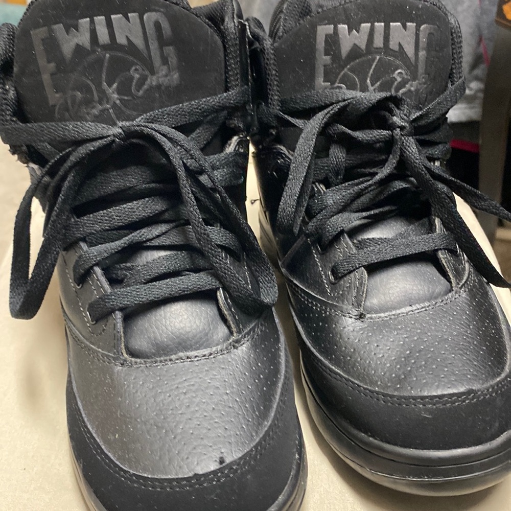 Patrick Ewing vintage high top used size 6 kids